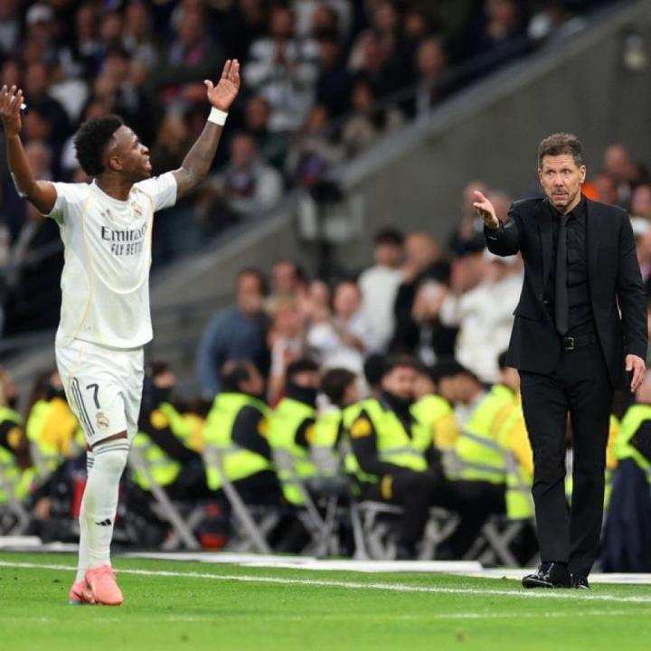  伯纳乌激战燃情四射，皇家马德里逆转击败马德里竞技；结束西甲德比长期不胜纪录。 体育新闻