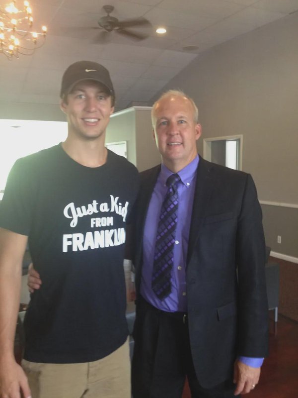 难道只有天赋才能在NBA存活吗?肯纳德的职业生涯是对努力的残酷回响。 体育新闻 难道只有天赋才能在NBA存活吗?肯纳德的职业生涯是对努力的残酷回响。 体育新闻