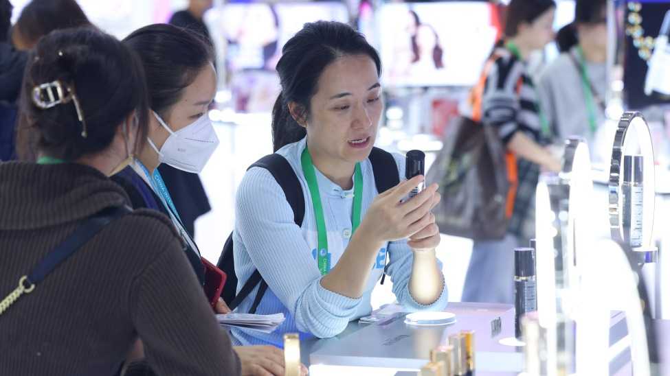  服务业“提质增效”迷局：规模扩张背后的逻辑裂痕与破局之道 新闻