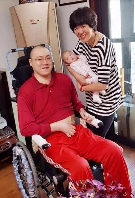  高位截瘫运动员的生命重建：汤淼19年康复轨迹与家庭系统韧性研究 体育新闻