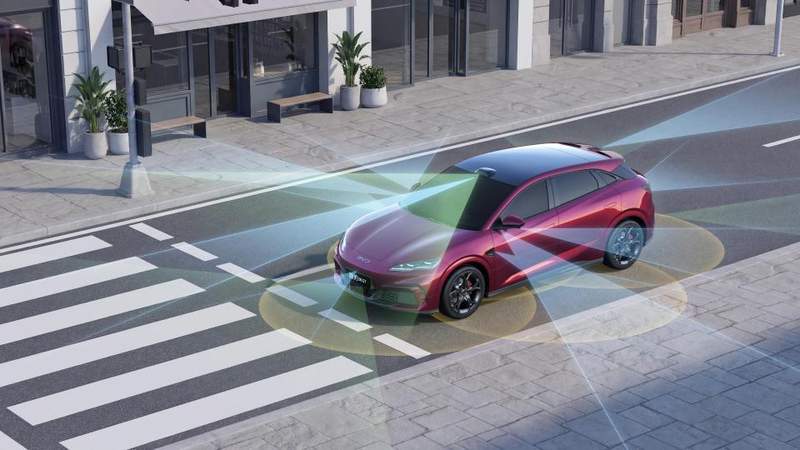  比亚迪闪充一个月复盘：充电速度已非核心壁垒，这套「组合拳」才是真正护城河 汽车科技