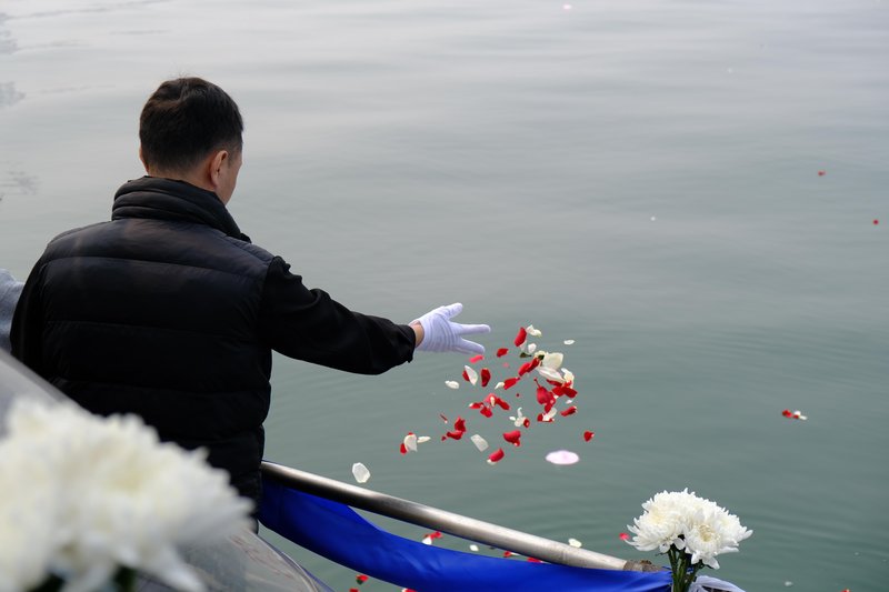  【深度解析】从烟火到数据：绿色殡葬改革的技术演进与制度突破 新闻