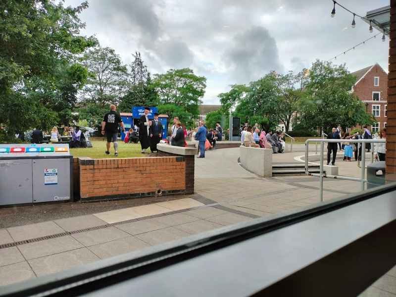  技术立校与就业导向：被排名低估的两所英国硬核大学 教育招生