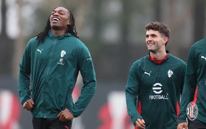 战术解码：AC米兰困局深析与破局之道 体育新闻